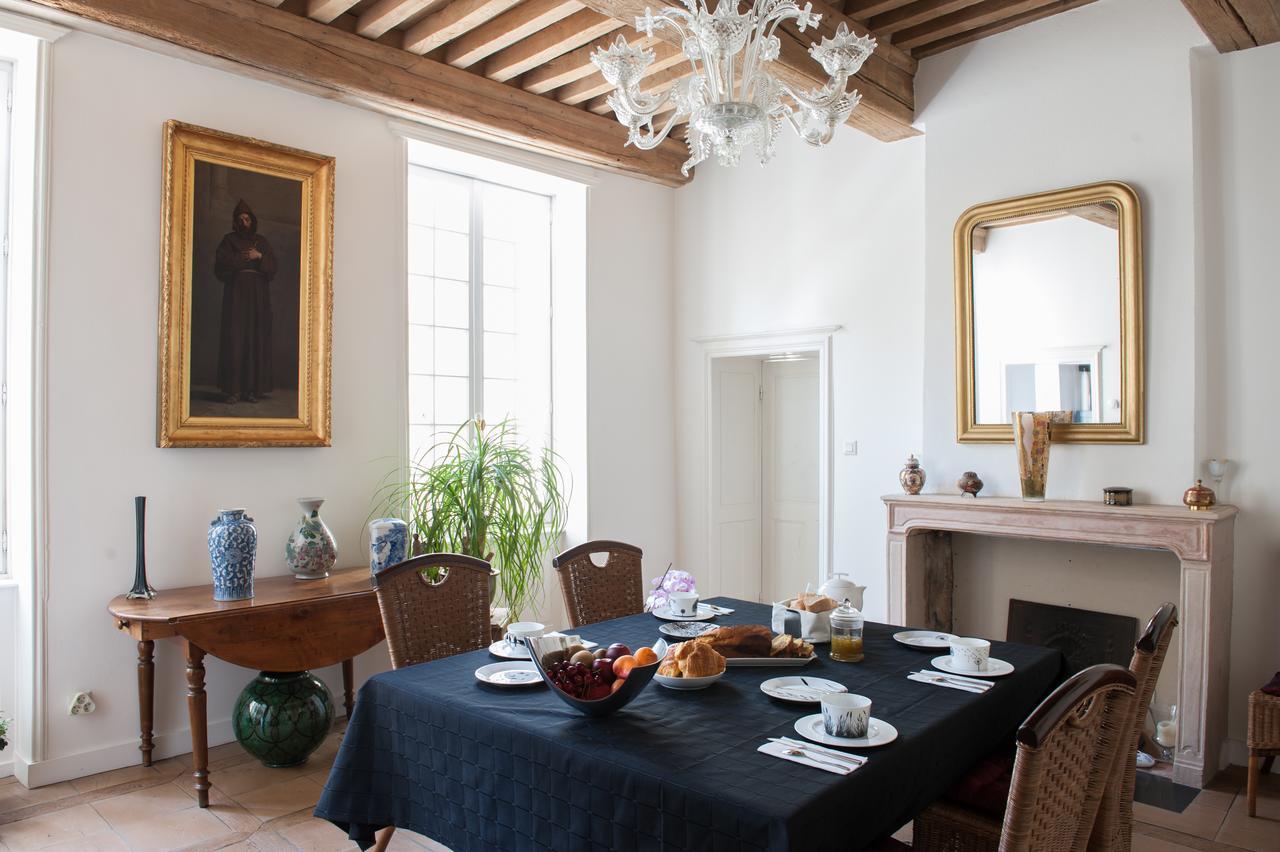 Aux Portes D'Honneur Cluny Eksteriør billede